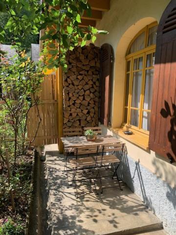 Charmant Appartement Sur Cour, Le Cerisier Баньер-де-Бигор Экстерьер фото